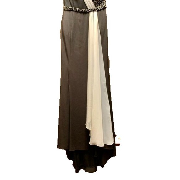 IMPERO COUTURE Euro size 46 Designer Formal Gown Black White Beaded One Shoulder - Picture 6 of 13